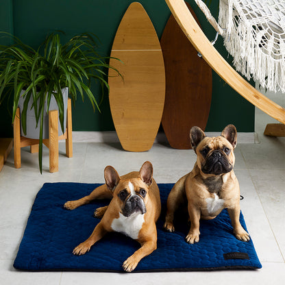 Milsen "Larkspur" Travel Dog Bed